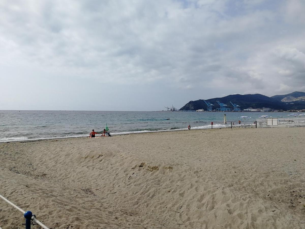 Music & Beach Lejlighed Savona Eksteriør billede