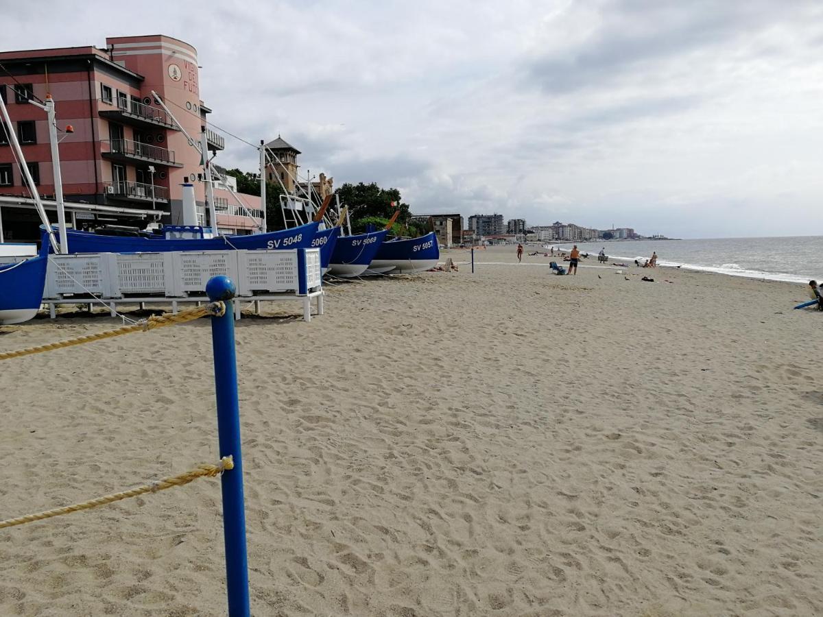 Music & Beach Lejlighed Savona Eksteriør billede